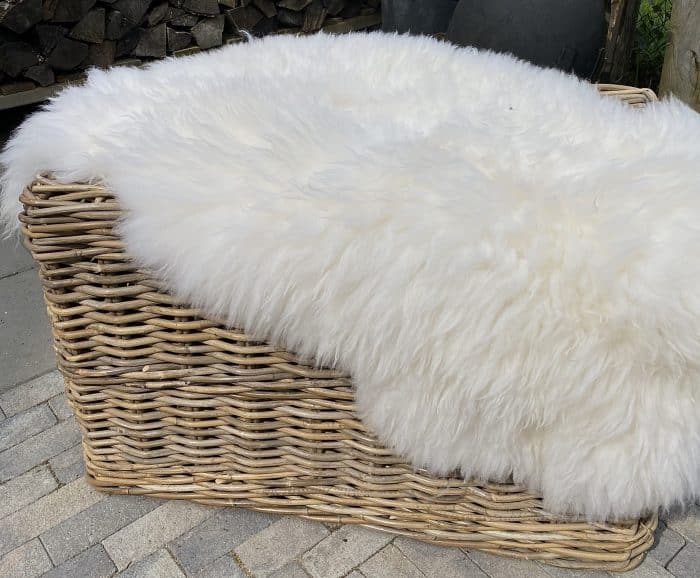 Schapenvacht ( wolwit)